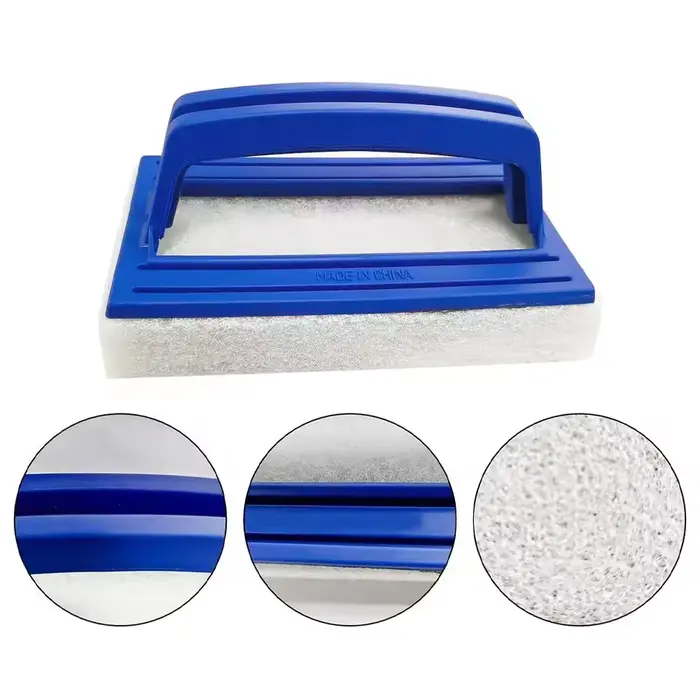 Brosse de nettoyage pour ligne d'eau