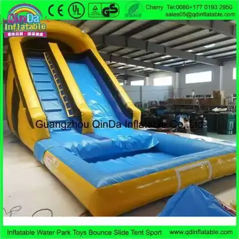 Toboggan aquatique gonflable pour enfants à prix d'usine, pas cher, avec piscine