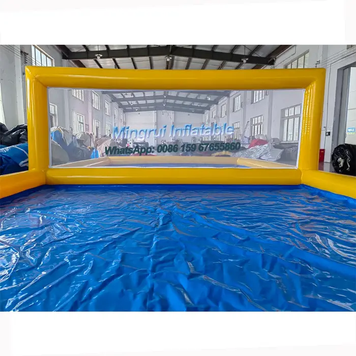 Piscine de plage jaune gonflable géante