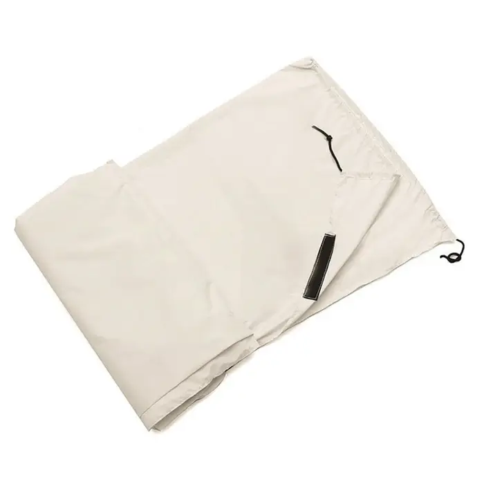 Couverture de piscine extérieure