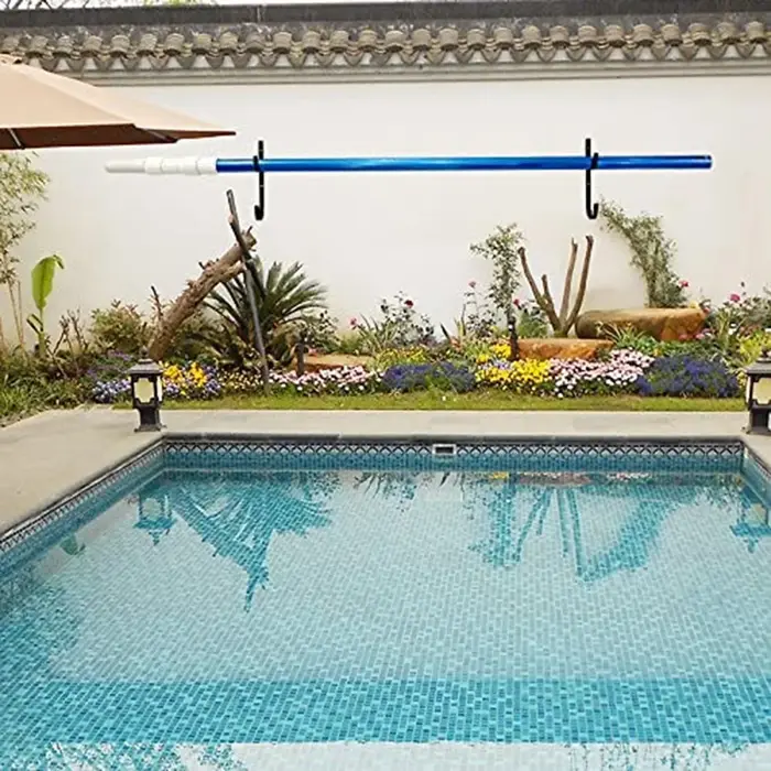 Support pour mât de piscine
