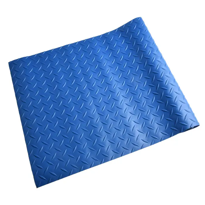 Tapis de protection antidérapant pour échelle de piscine