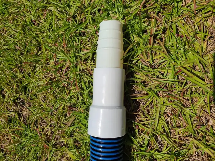 Raccord de tuyau de piscine 1-1/4" ou 1-1/2" pour aspirateurs