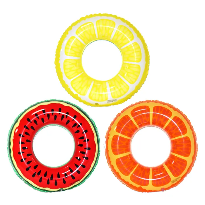 Flotteurs de piscine à fruits