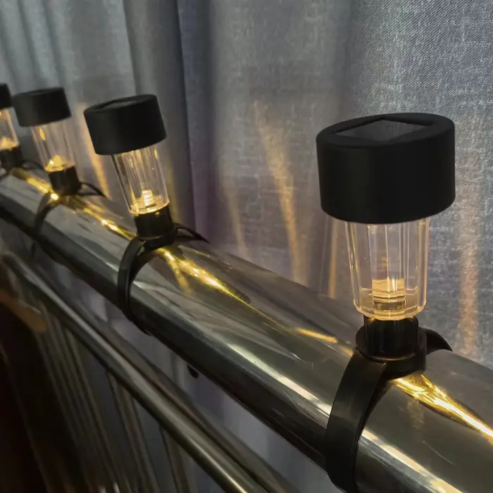 Cadre de lumière solaire pour piscine