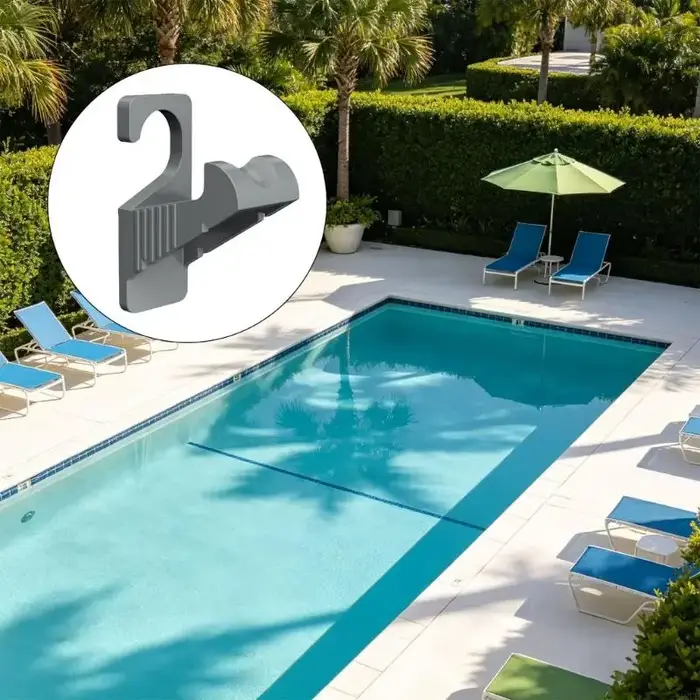 Support tuyau piscine en plastique