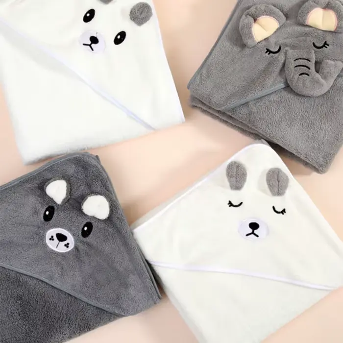 Serviette de bain mignonne pour bébé