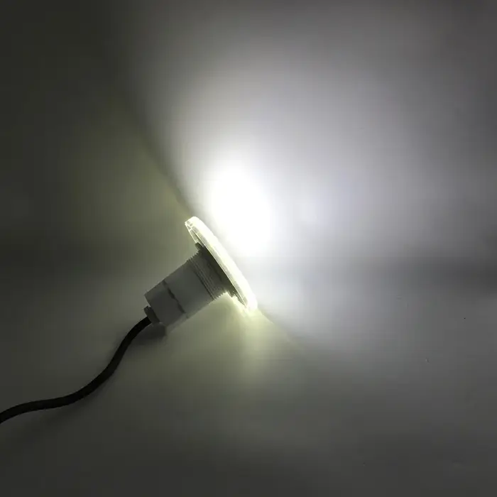 Projecteur de piscine RGB 15W, éclairage sous-marin pour étang, LED intégré 12V, pour le marché du b
