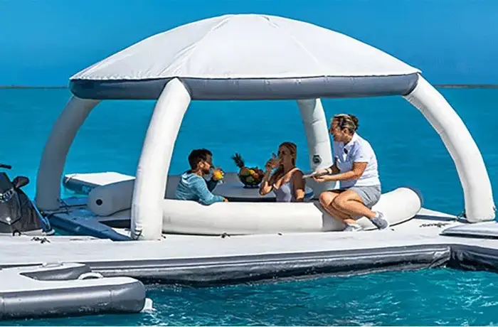 Ponton gonflable flottant