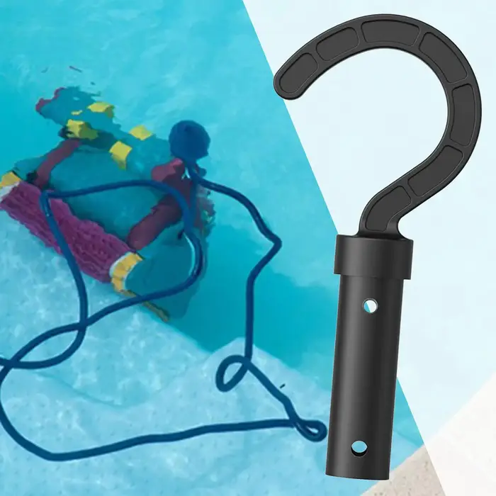 Crochet robotique pour nettoyeur de piscine