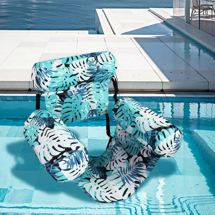 Chaises flottantes de piscine