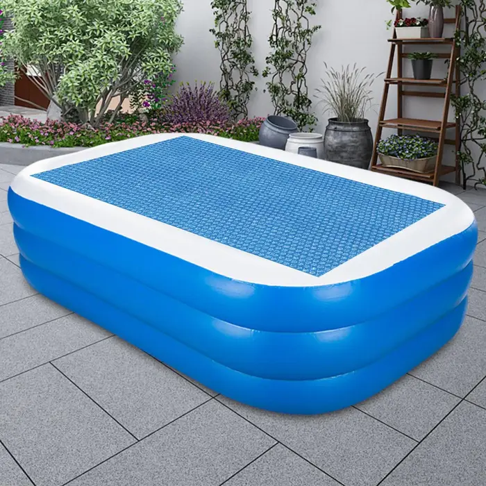 Couverture de protection pour piscine