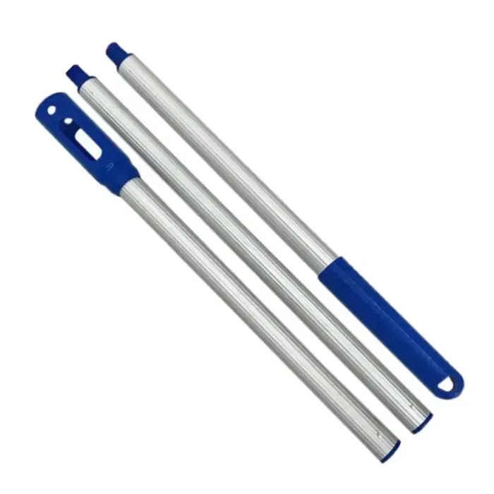 Nettoyeur de piscine télescopique