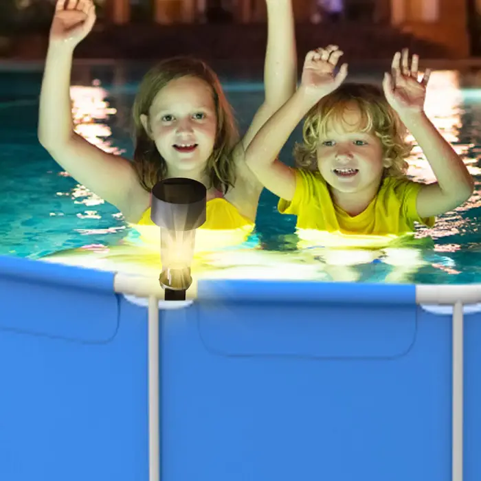 Cadre de lumière solaire pour piscine