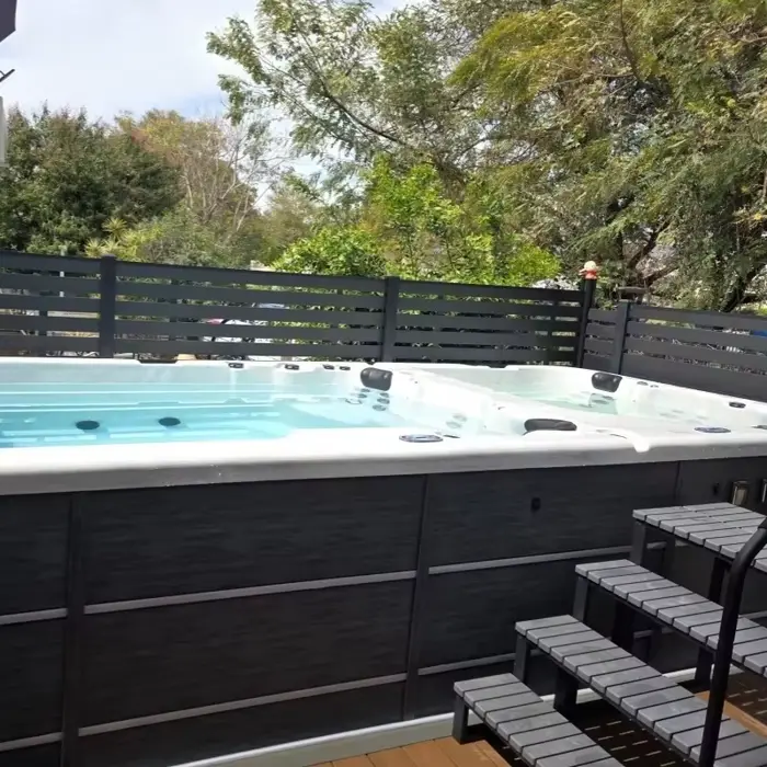 Spa de nage personnalisable de 5 m pour 8 personnes avec courant