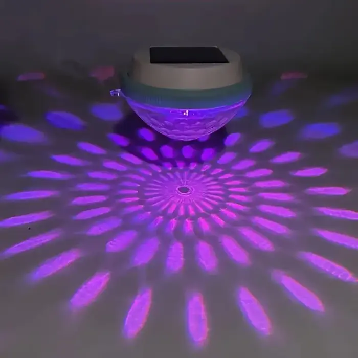 Lumière solaire flottante pour piscine, éclairage LED automatique la nuit, recharge automatique et a