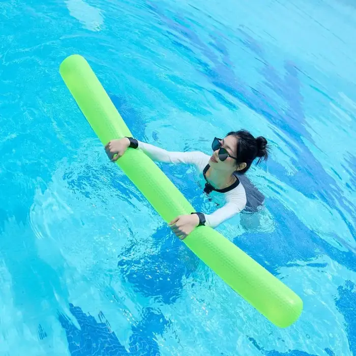 Bâtons gonflables géants en PVC pour piscine