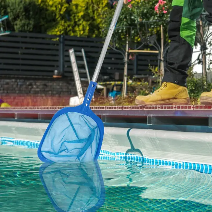 Épuisette de piscine avec manche télescopique multifonction pour piscines enterrées et hors sol