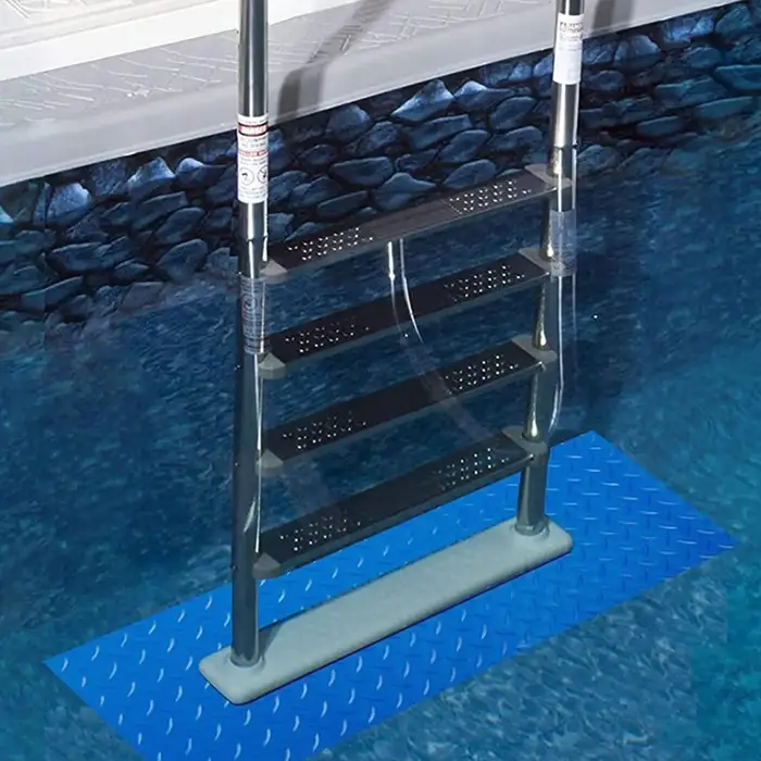 Tapis d'échelle de piscine