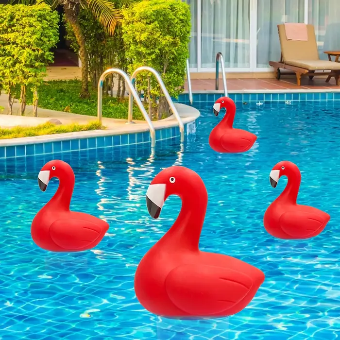 Flotteur au chlore solaire en forme de flamant rose avec lumière